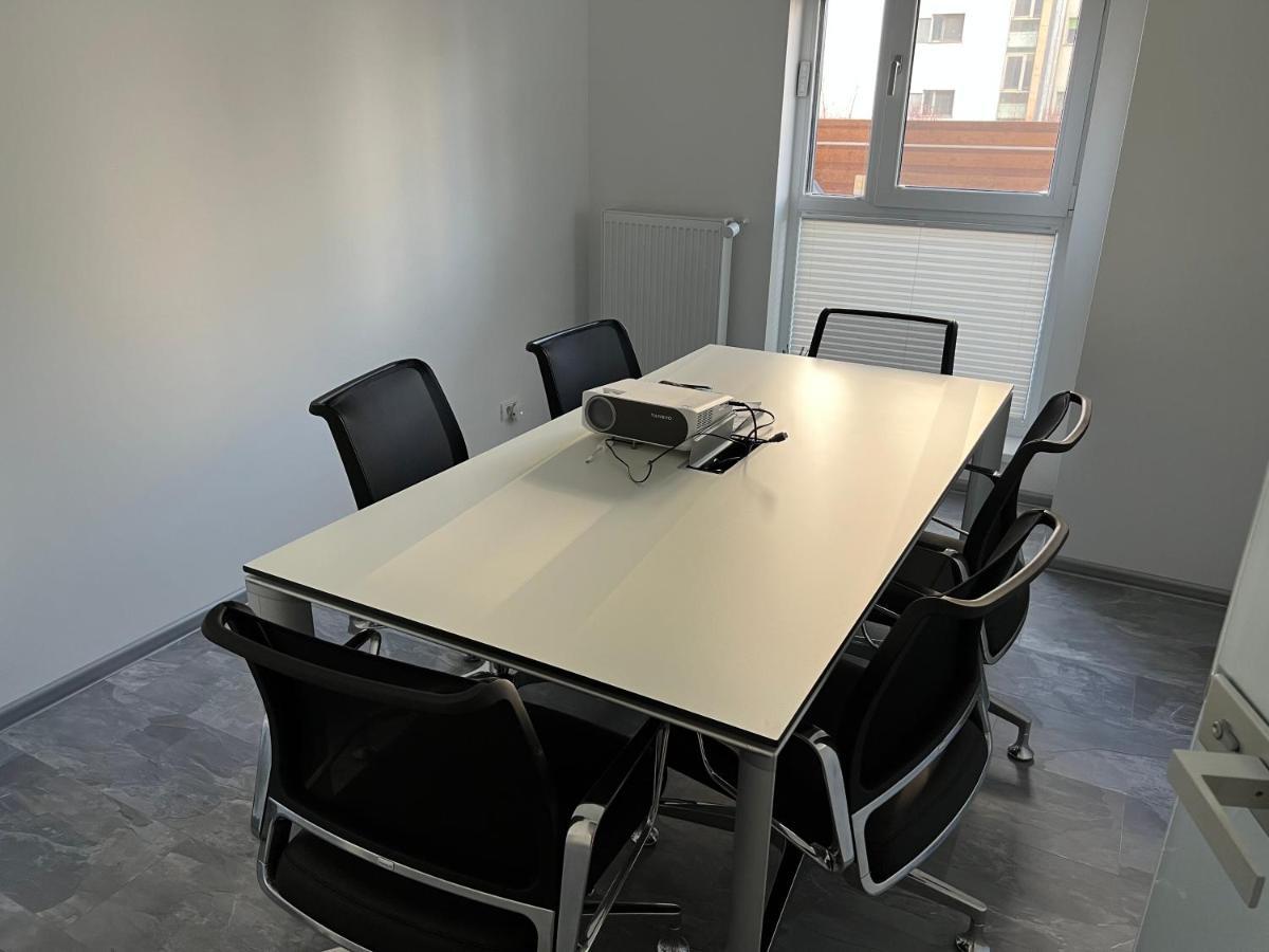 Lakeview 2 Room Penthouse Rooftop Terrace W15 부쿠레슈티 외부 사진